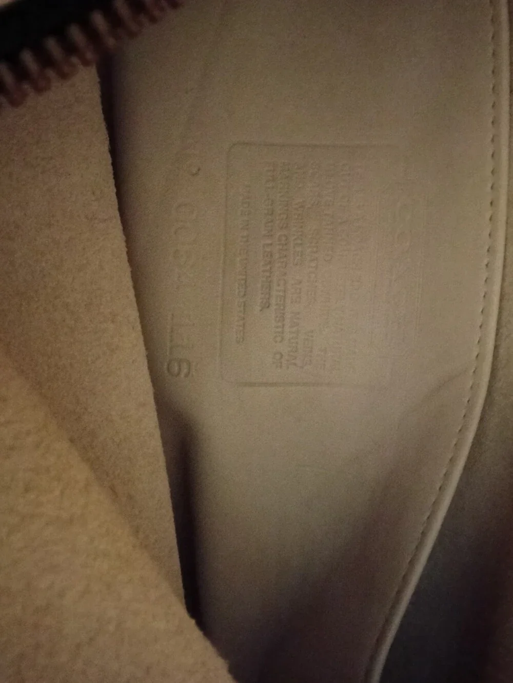 #V2 Coach Slim Zip Vintage Y2K  Ivory/Cream Crossbody Bag CREED:0064-116
